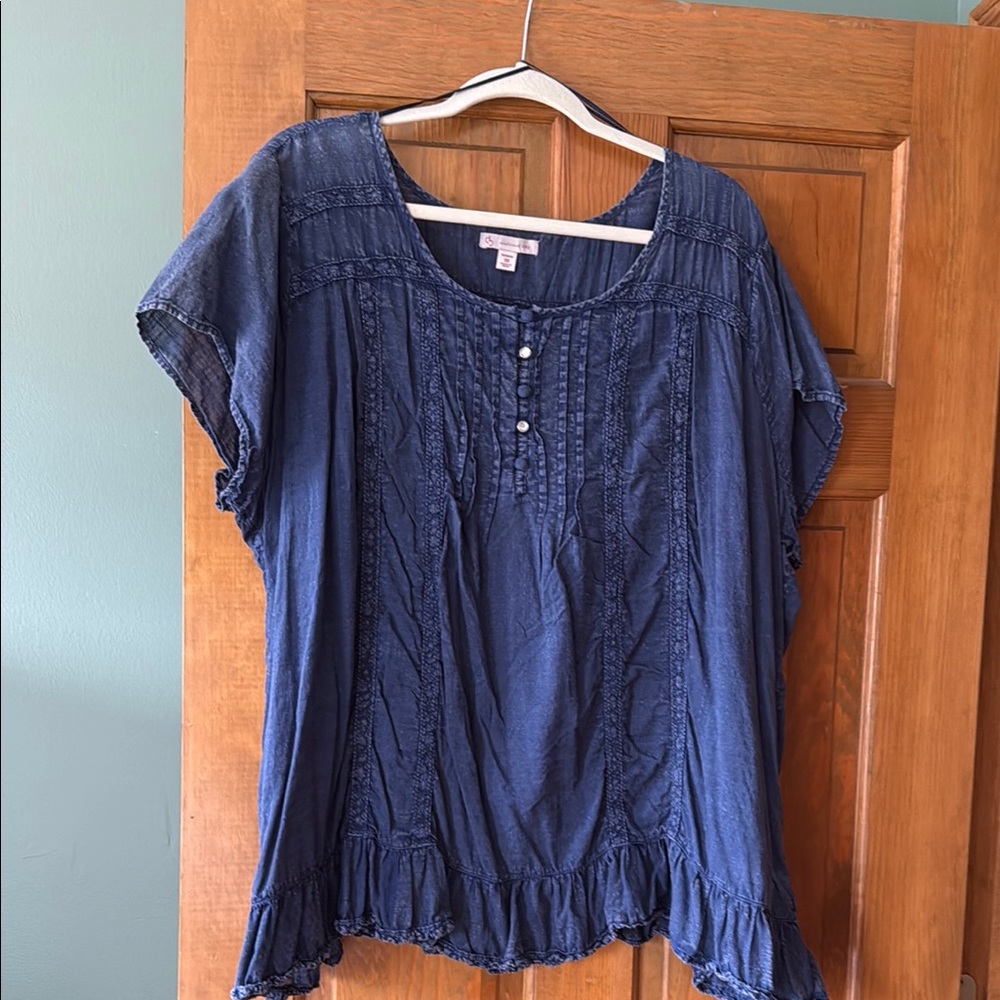 Women's Blue Denim Top